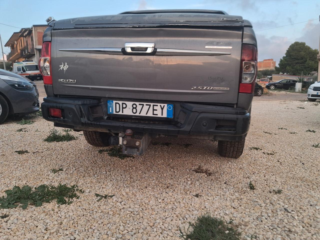 Isuzu D-Max 2.5 TD cat Space Cab 4WD Pick-up