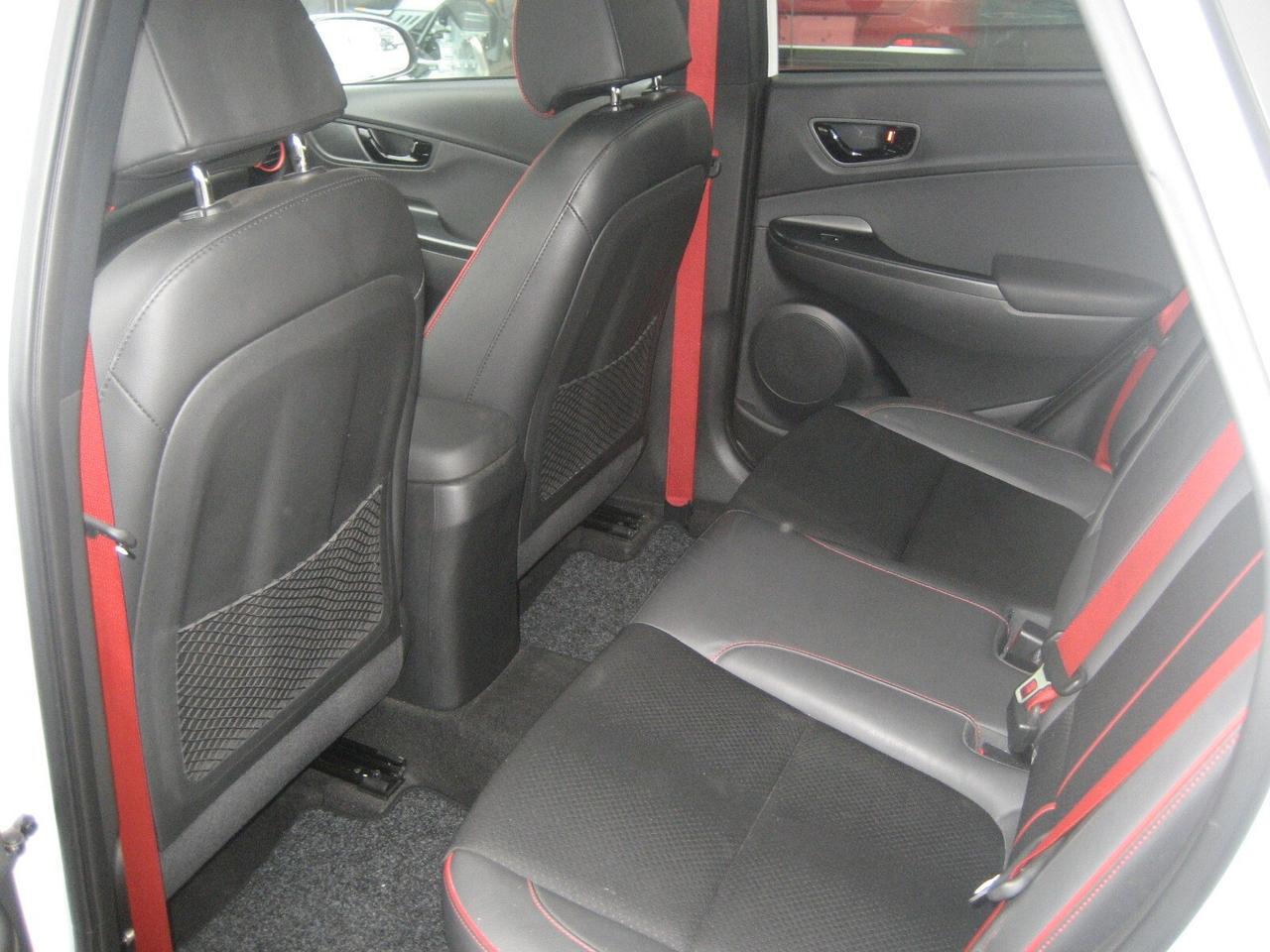 Hyundai Kona 1.0 T-GDI Xpossible