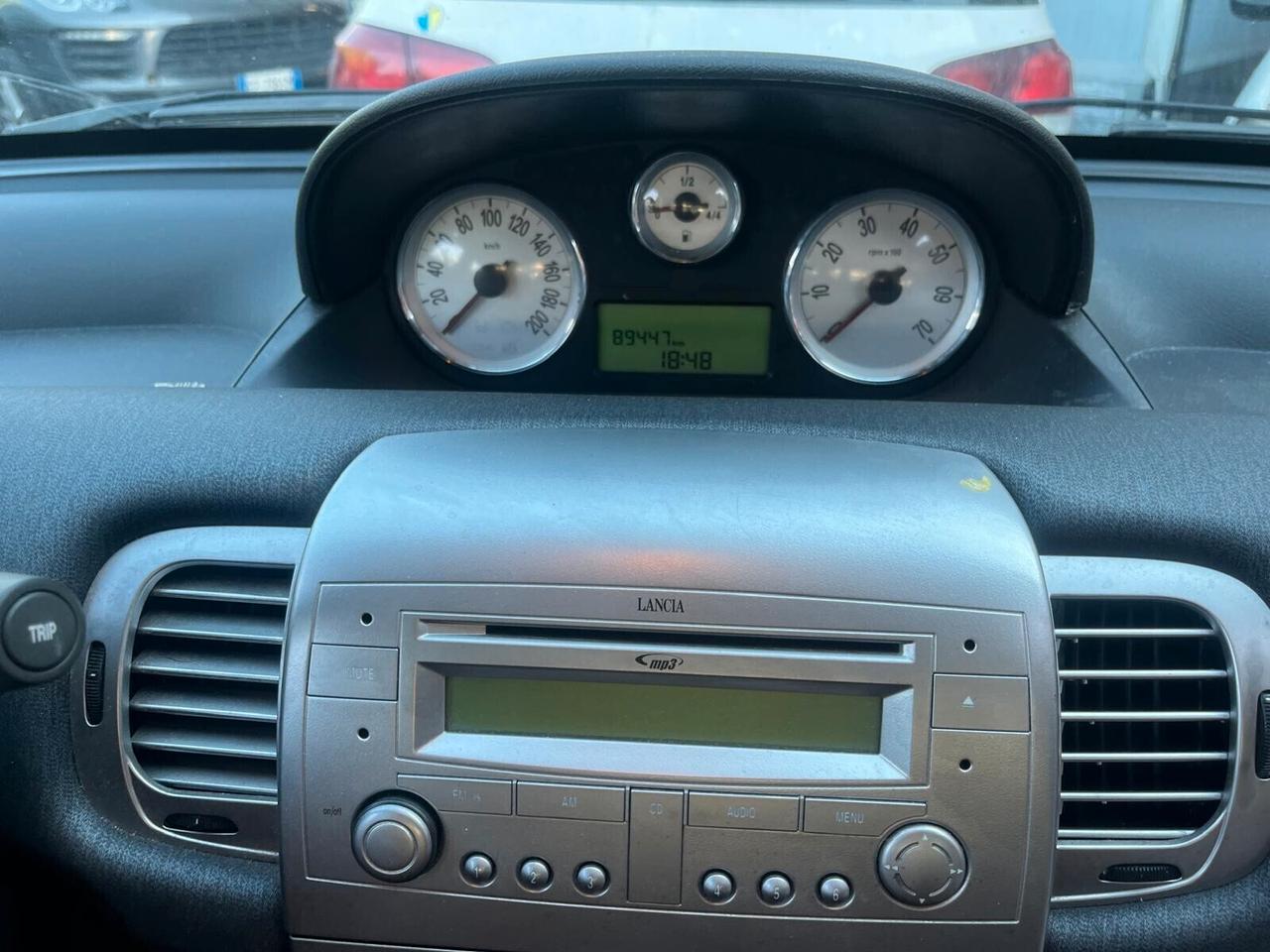 Lancia Ypsilon 1.2 Argento