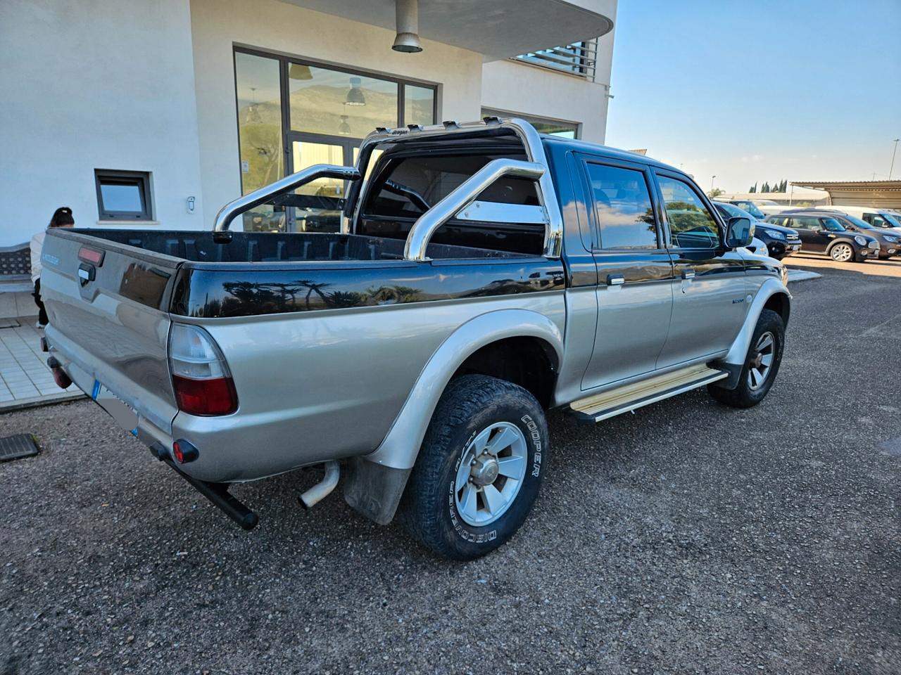 Mitsubishi L200 2.3 D Club Cab 4x4 Easy Select Invite