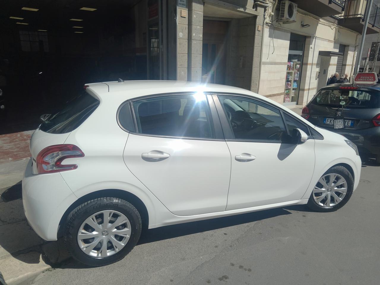 Peugeot 208 1.4 VTi 95 CV 5p. GPL Allure
