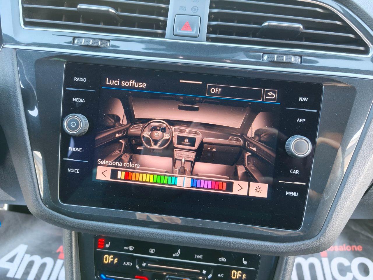 Volkswagen Tiguan 2.0 TDI DSG R-Line Luci Ambient/Retrocamera