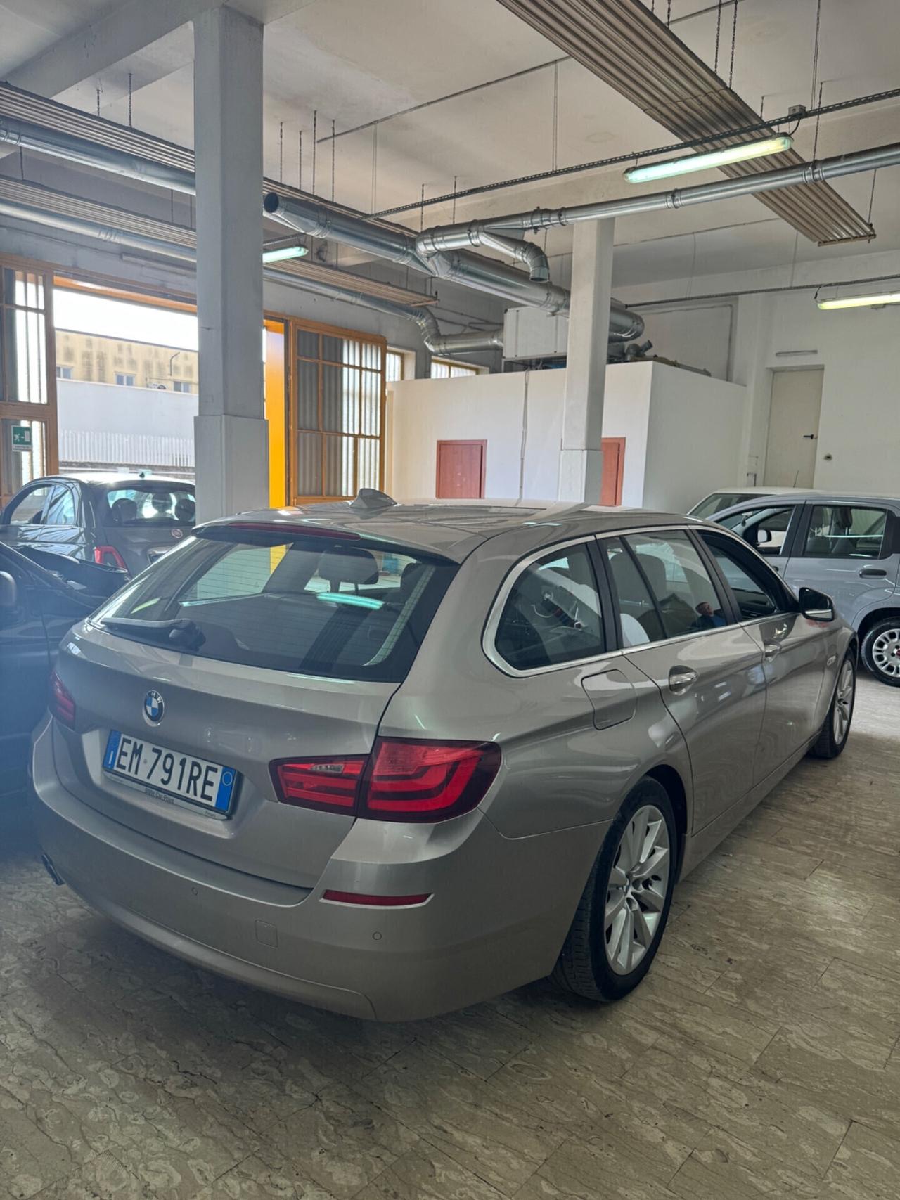 Bmw 525d 2012 automatico/sequenziale f1