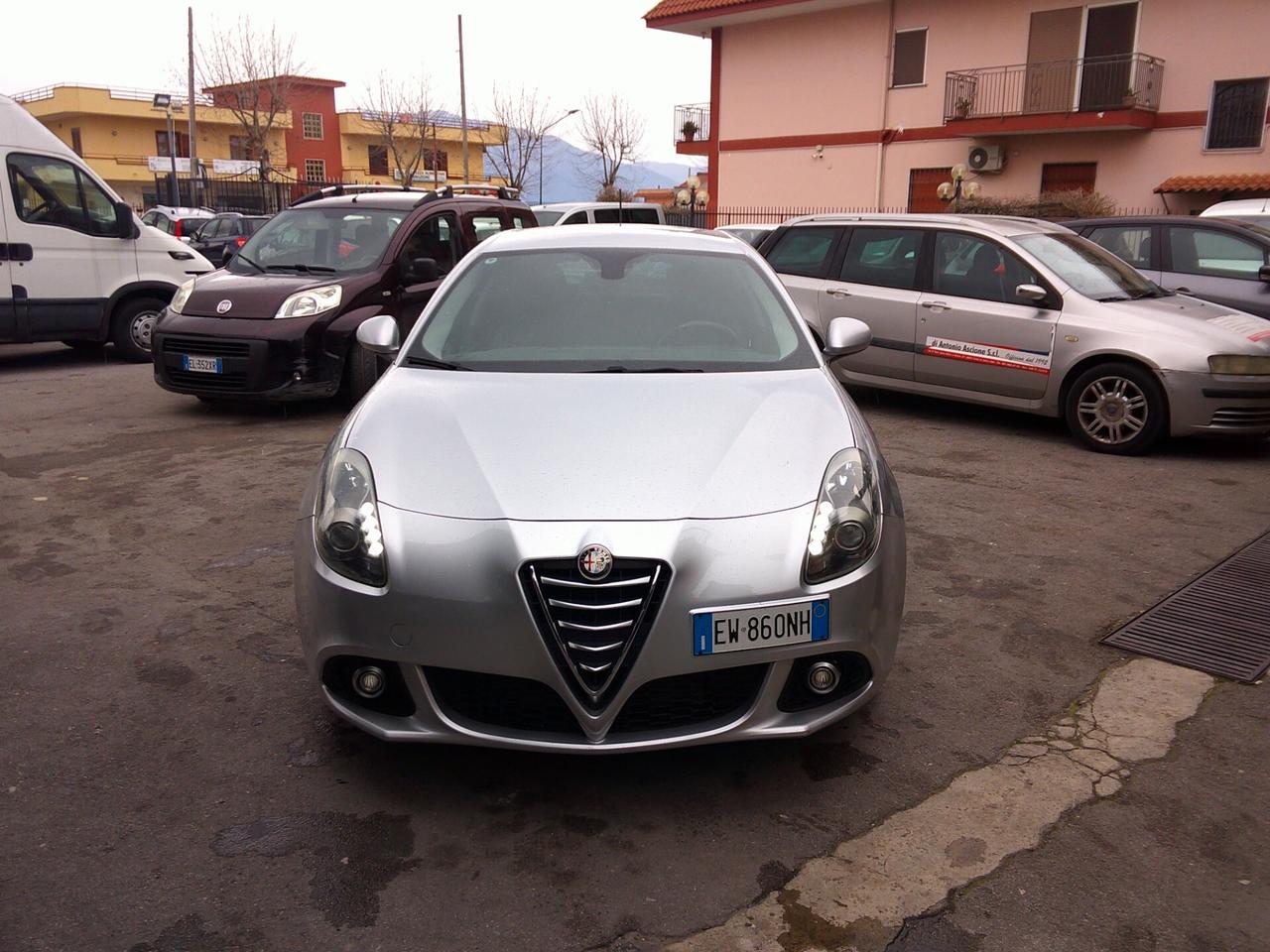 Alfa Romeo Giulietta 1.4 Turbo 120 CV GPL Distinctive 14