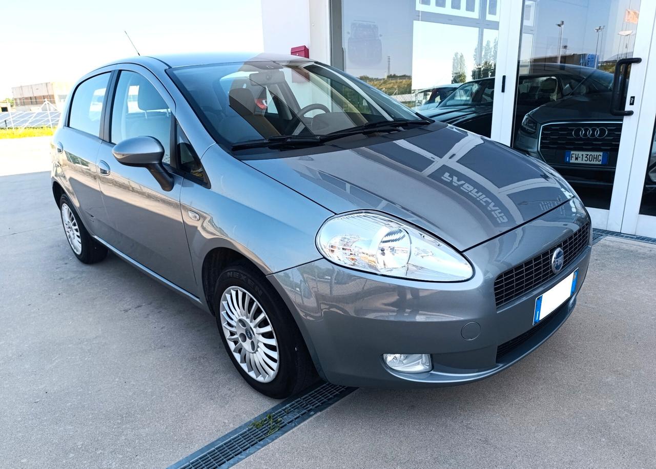 Fiat Grande Punto 1.4 5 porte Dynamic - Uniproprietario - Ok Neopatentati