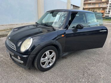 Mini 1.4 tdi One D de luxe 2008 neopatentati