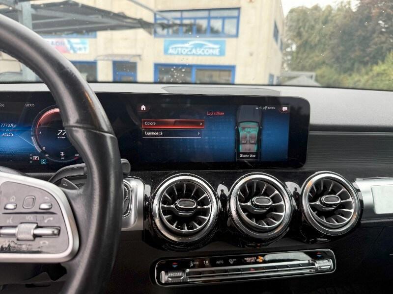 MERCEDES GLB (X247) GLB 200 d Automati...