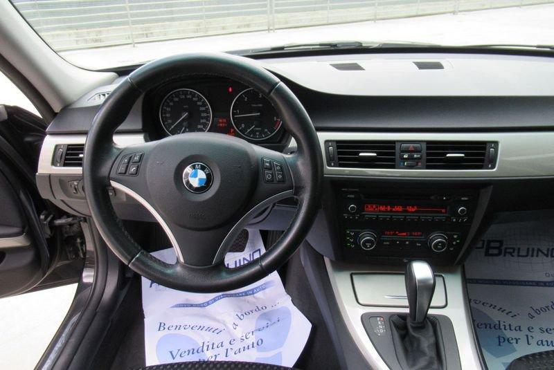 BMW Serie 3 320d cat xDrive Eletta Automat. Unico Proprietario