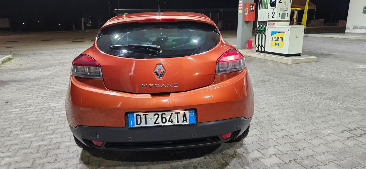 Renault Megane Mégane Coupé 1.5 dCi 110CV Luxe