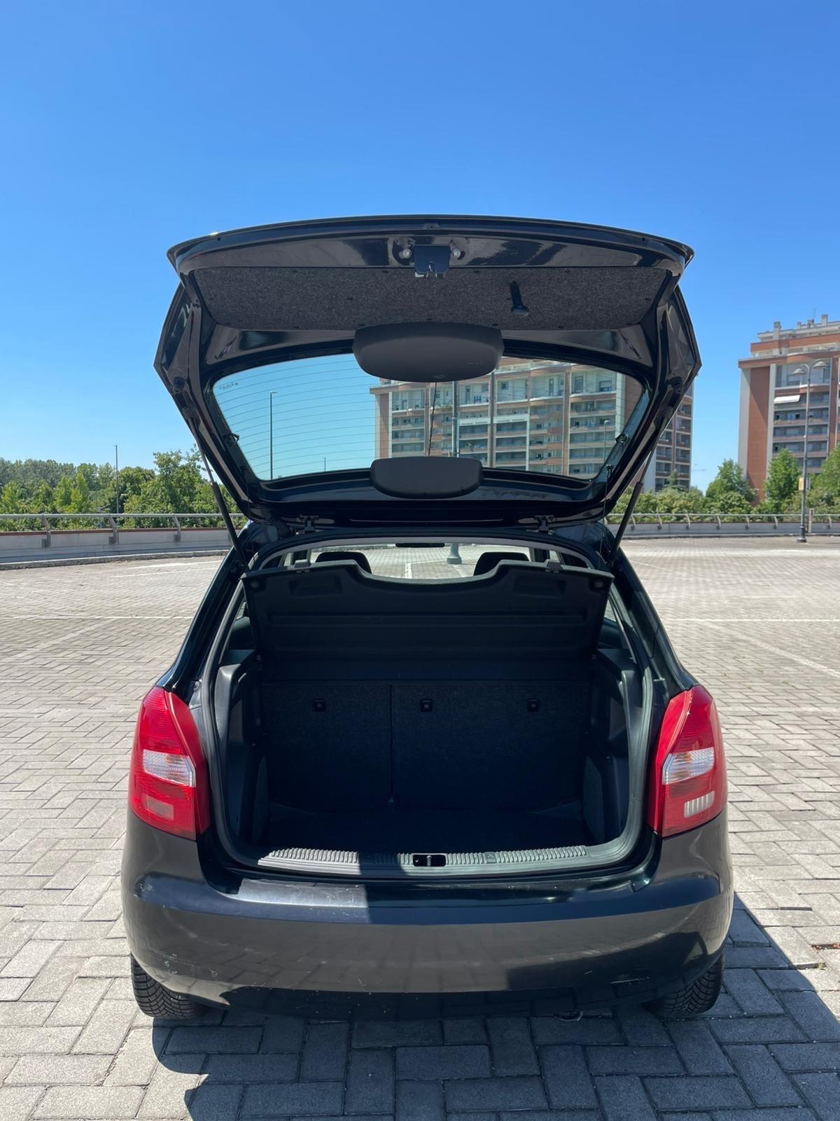 Skoda Fabia 1.4 5p. OK NEOP. UNI.PRO EURO 4 12 MESI GARANZIA