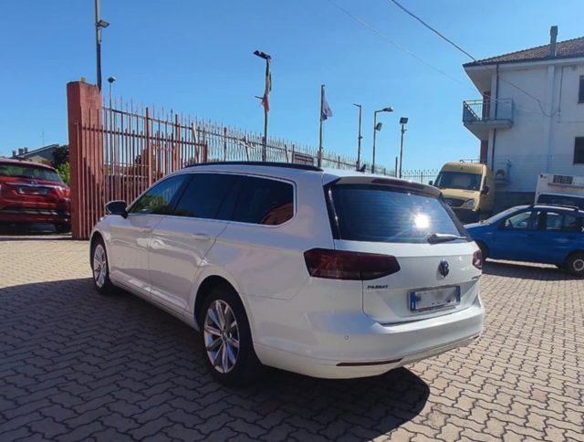 VOLKSWAGEN Passat Variant 2.0 TDI DSG Business BlueMotion Tech