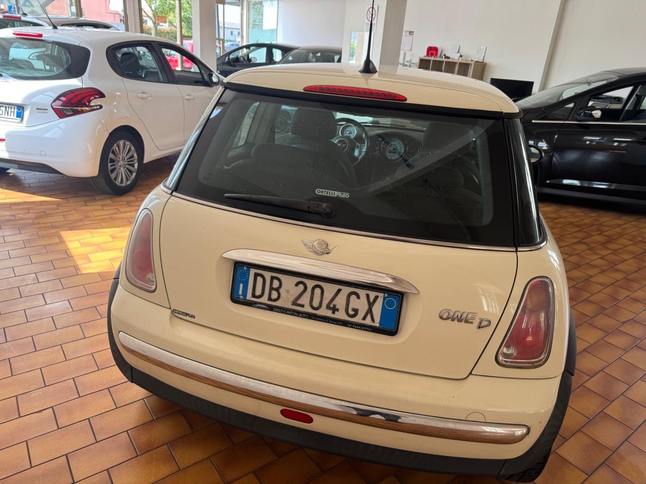 Mini 1.4 tdi One D OK NEOPATENTATI