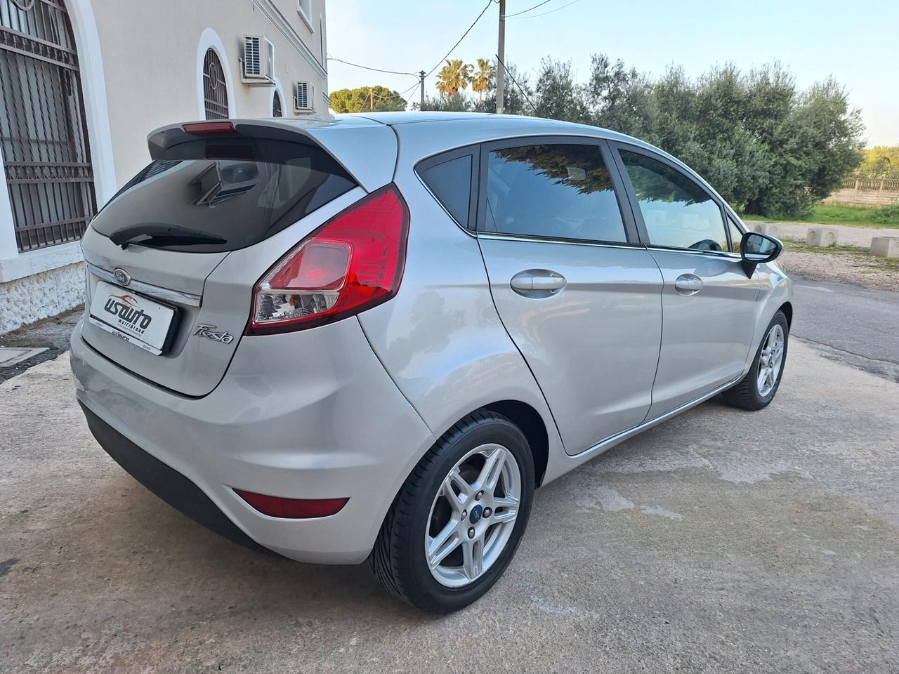 Ford Fiesta 1.5 TDCi 75CV 5 p NAVI Titanium