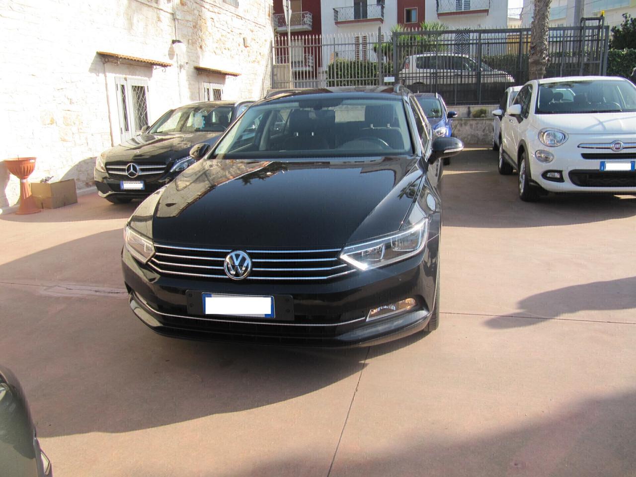 Volkswagen Passat 1.6 TDI SCR DSG CAMBIO AUTOMATICO