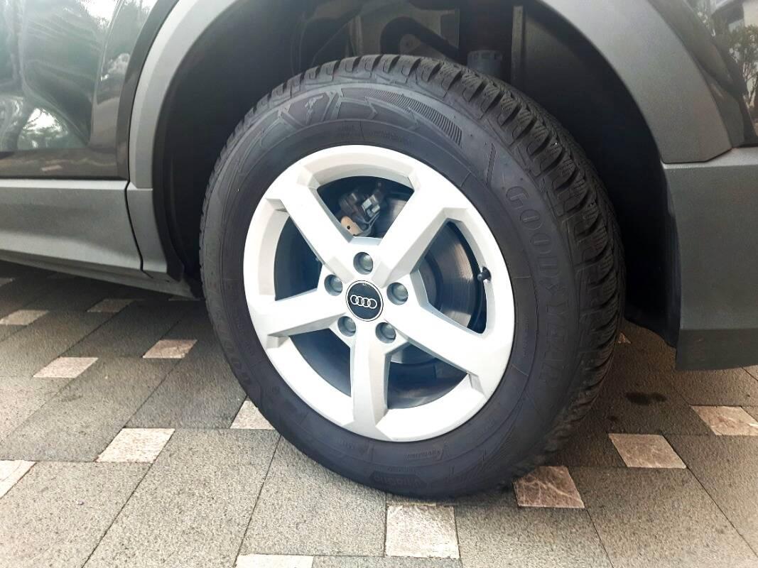 Audi Q2 2.0 30 tdi Business S-Tronic 116CV