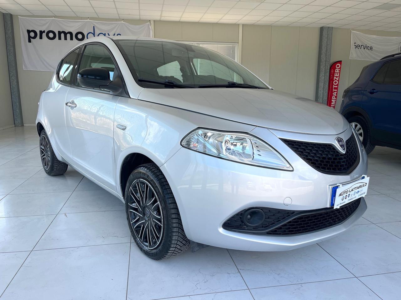 Lancia Ypsilon 1.2 69 CV 5 porte 39000 KM