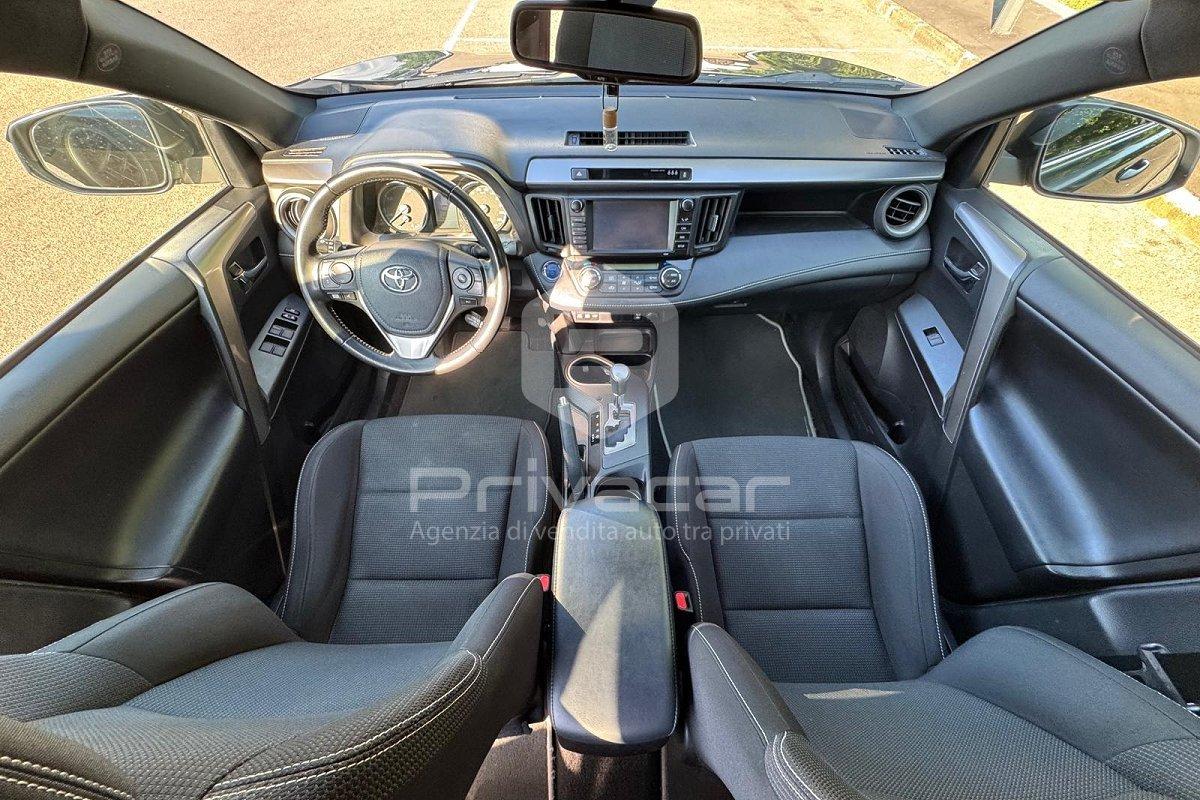 TOYOTA RAV4 2.5 Hybrid 2WD Dynamic