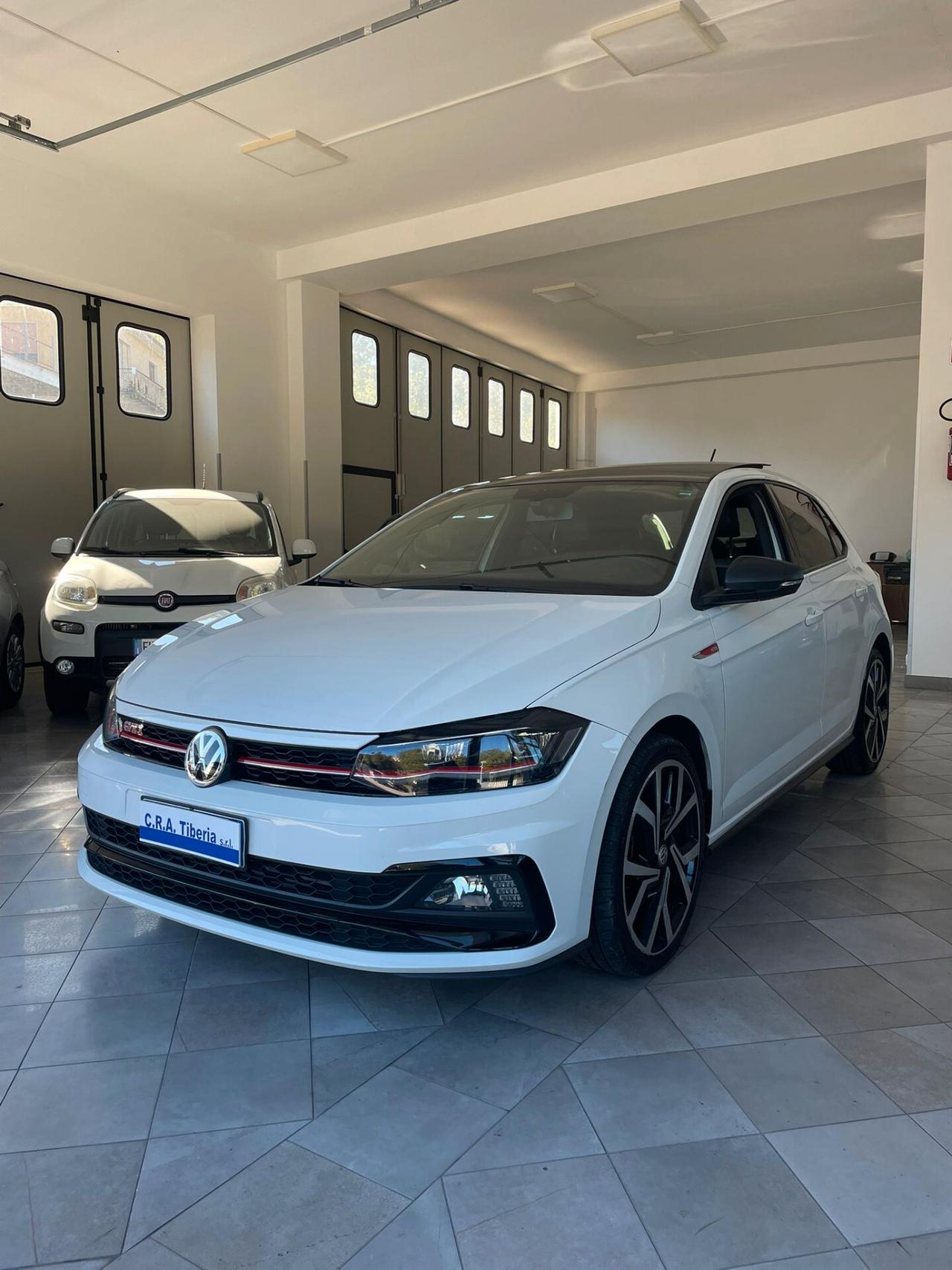 Volkswagen Polo 2.0 TSI DSG GTI BlueMotion Technology