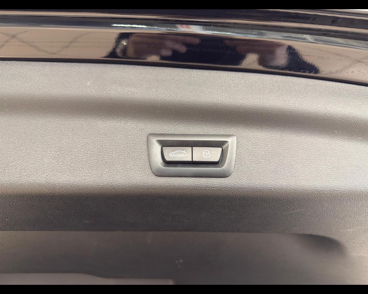 BMW X1 (U11) - X1 sDrive 18d