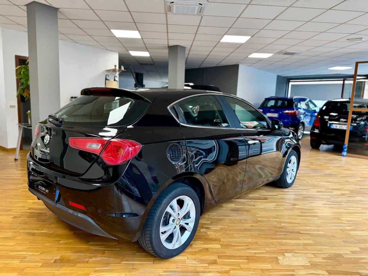 Alfa Romeo Giulietta 1.6 JTDm-2 105 CV Distinctive
