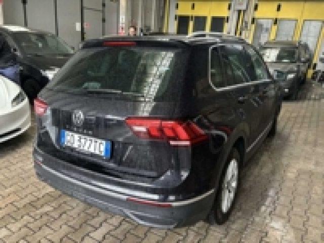 VOLKSWAGEN Tiguan 2.0 TDI 150 CV SCR DSG Life