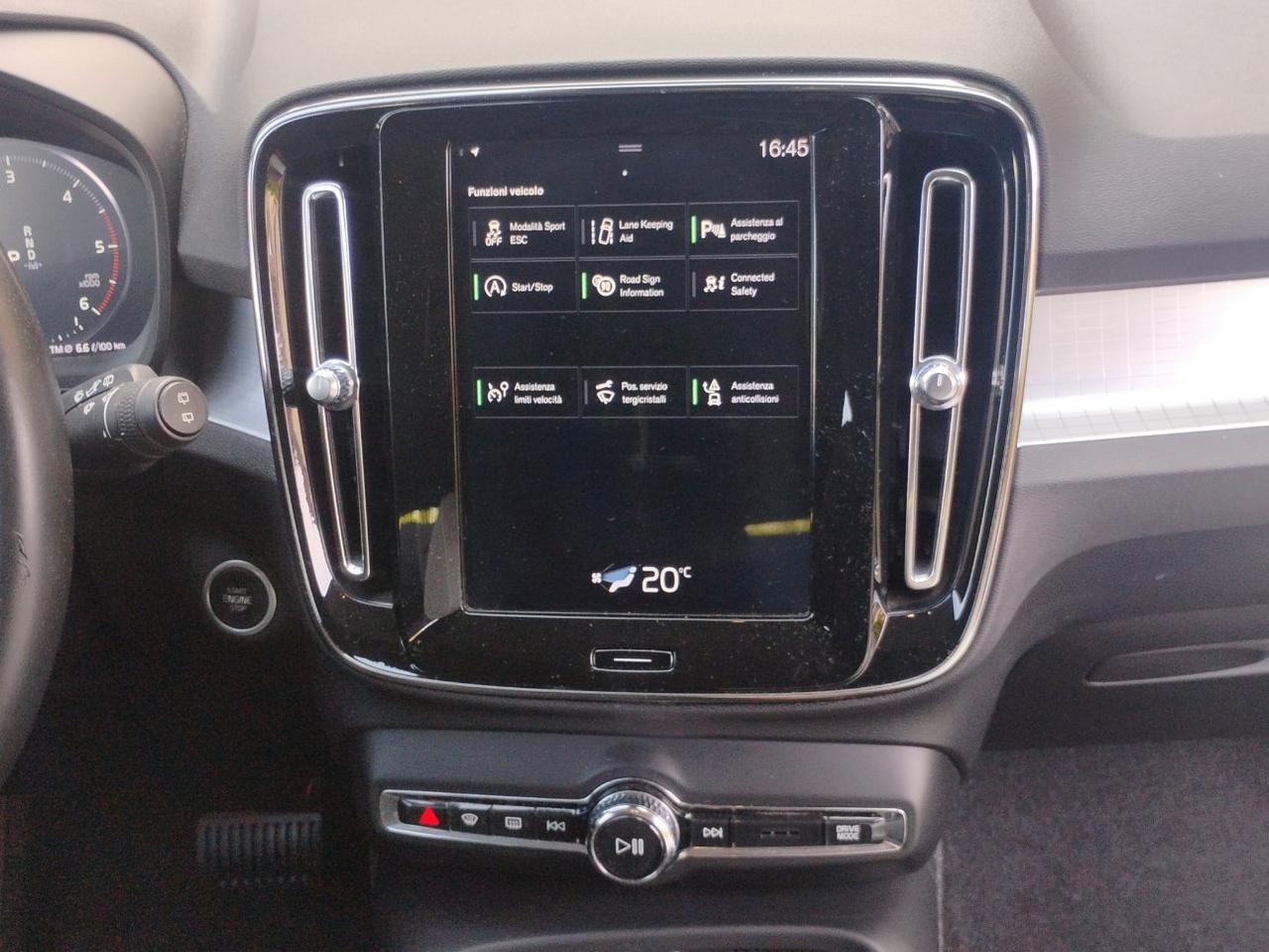 Volvo XC40 2.0 d3 Momentum auto .PREZZO REALE