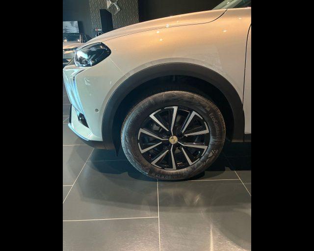 DS AUTOMOBILES DS 3 1.2 hybrid Edition France 136cv auto
