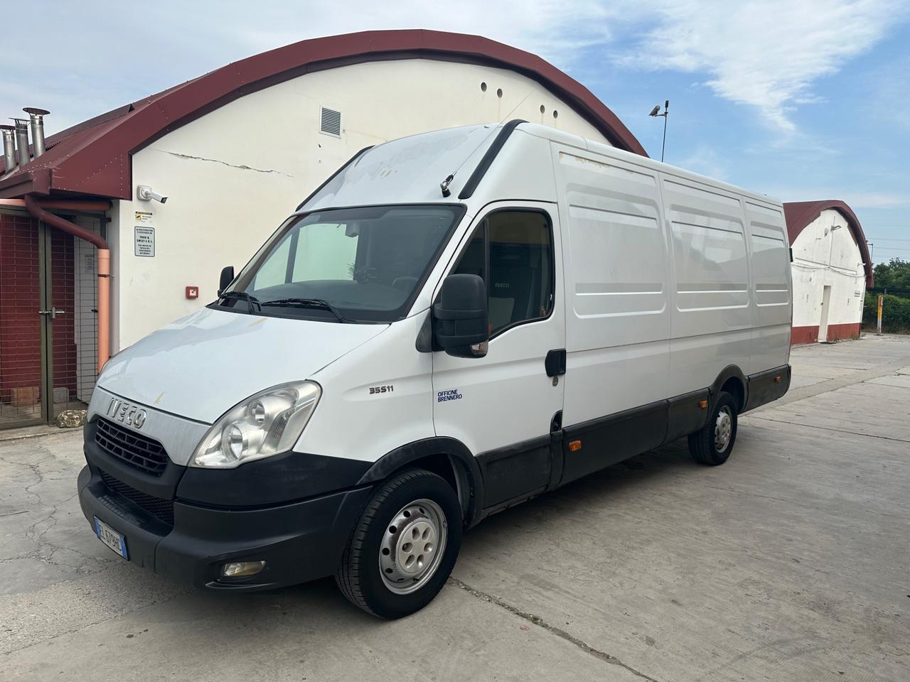 Iveco Daily 2.3d Maxi Lungo GancioT. Clima-2012