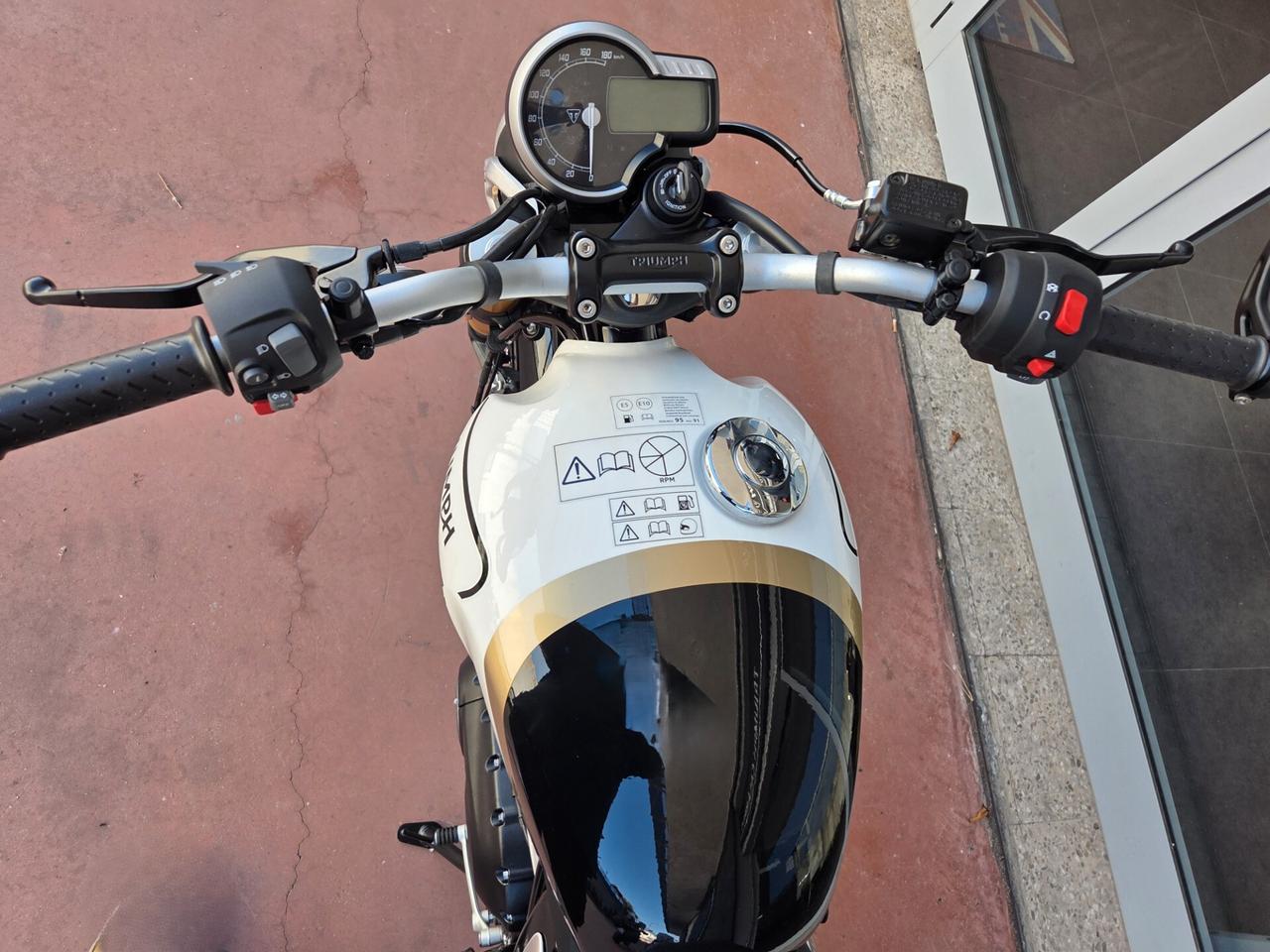 Triumph Speed 400