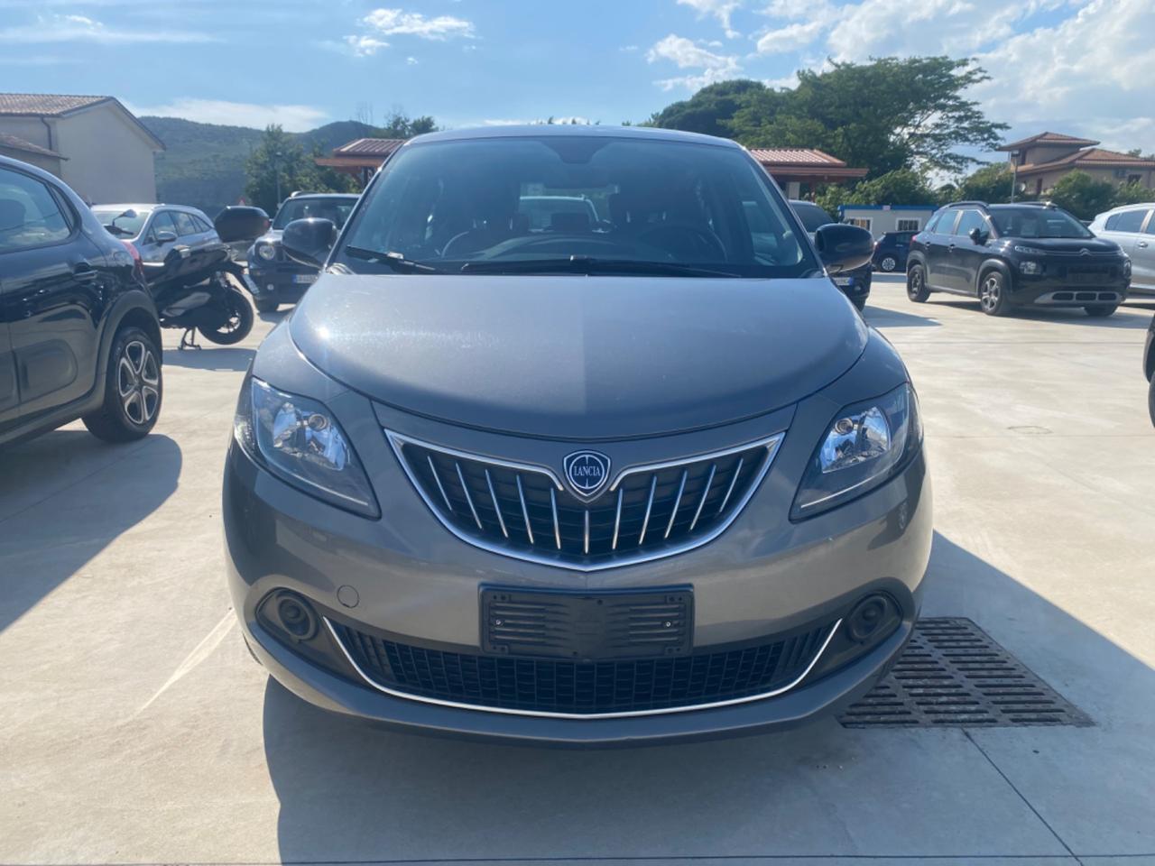 Lancia Ypsilon 1.0 FireFly 5 porte S&S Hybrid Gold