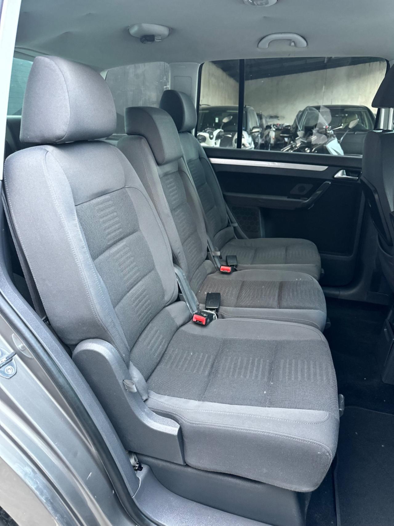 Volkswagen Touran 2.0 TDI 140cv 7 posti