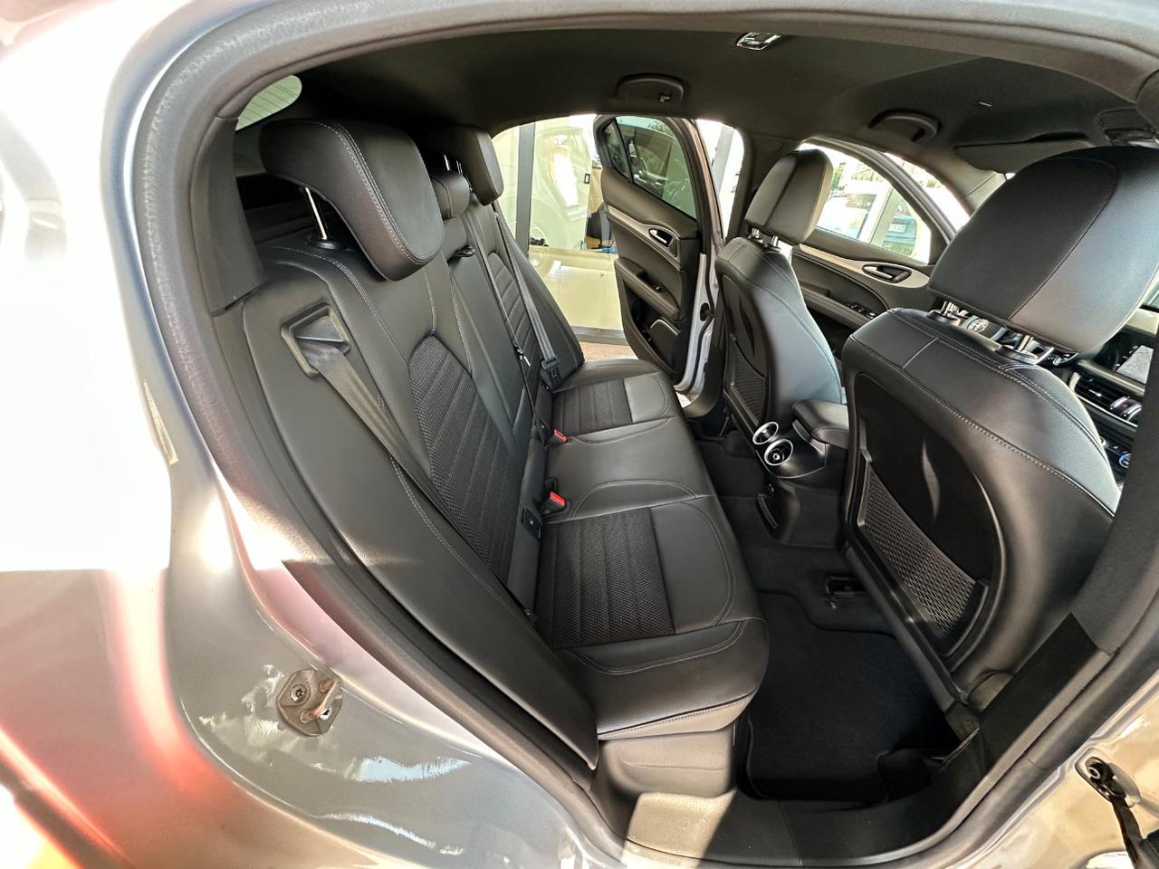 Alfa Romeo Stelvio 2.2 t Sprint Q4 190cv auto