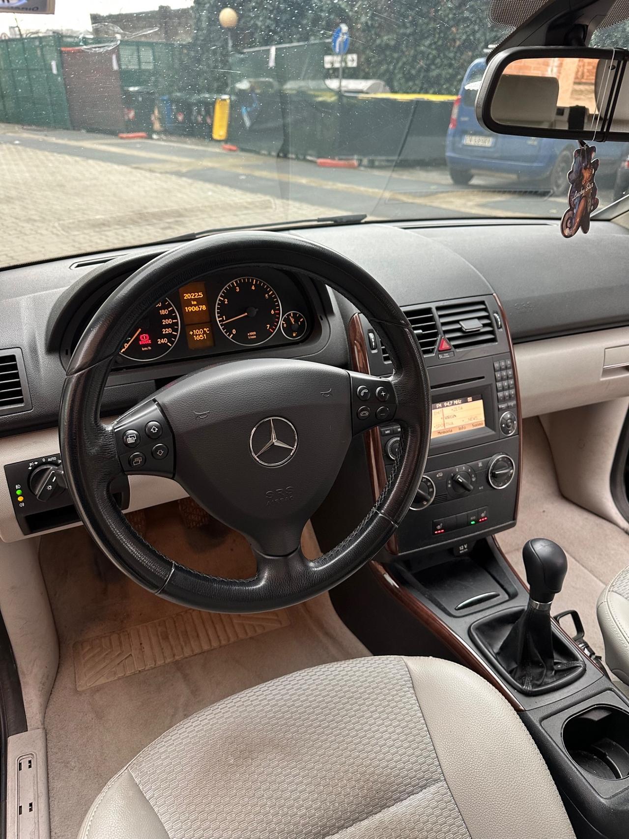 Mercedes-benz A 160 BlueEFFICIENCY Coupé Executive