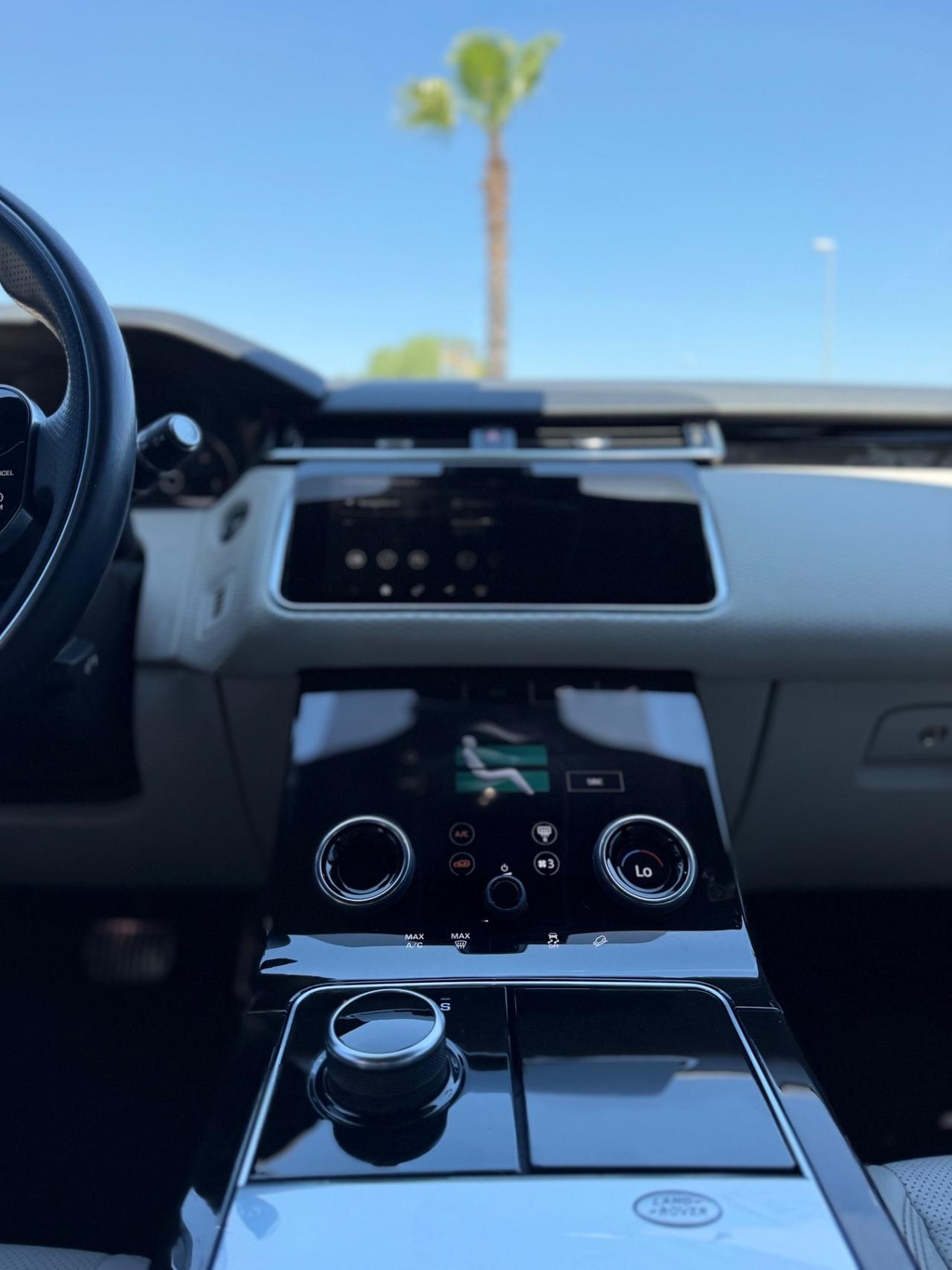 Land Rover Range Velar 2.0D I4 240 CV R-Dynamic