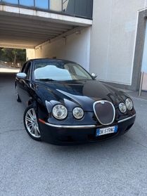 Jaguar S-Type 2.7 diesel V6 Executive