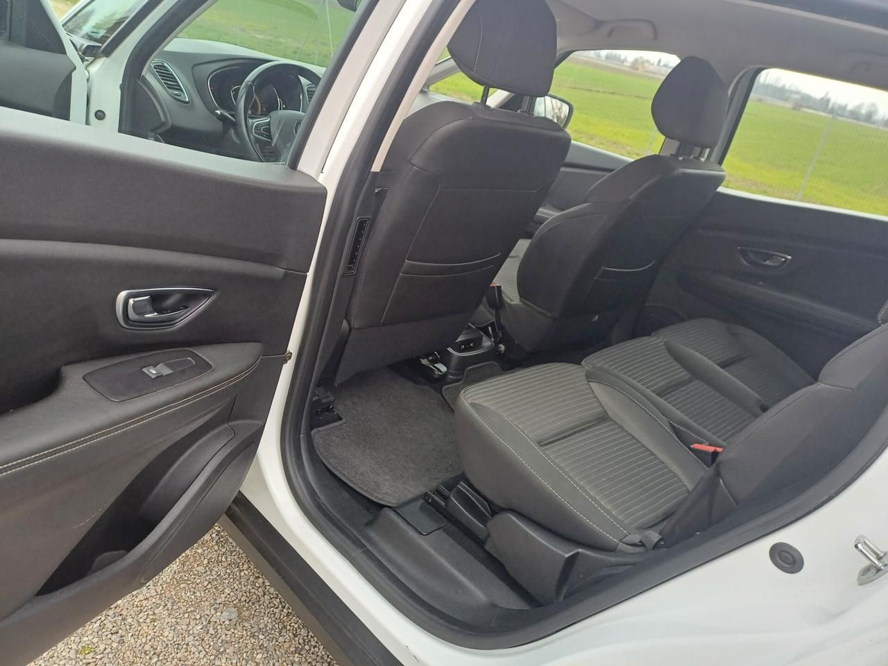 Renault Grand Scenic dCi 8V 110 CV Energy Bose