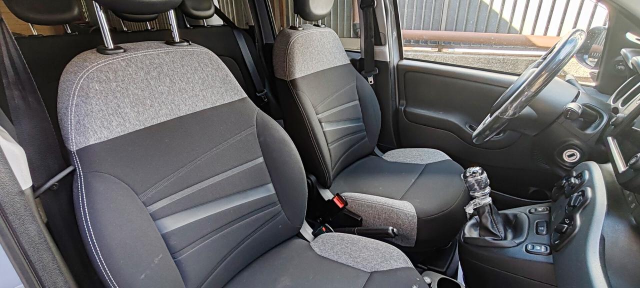 Fiat Panda 1.0 FireFly S&S Hybrid Sport LEGGI