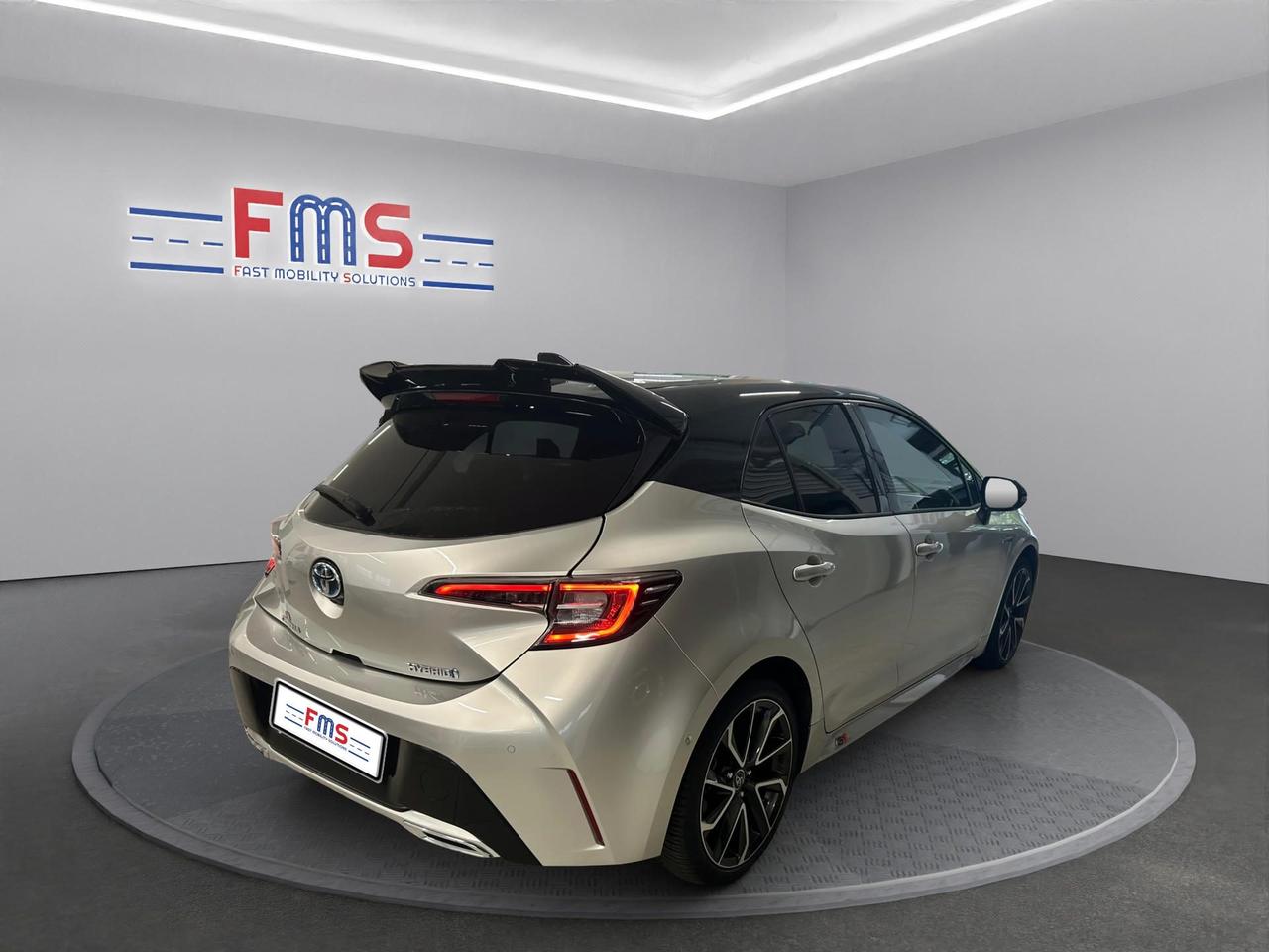 Toyota Corolla 2.0h Lounge cvt