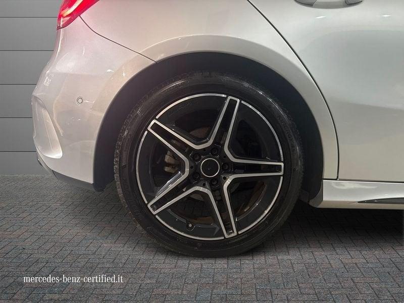 Mercedes-Benz Classe A A 180 d Premium Night edition auto