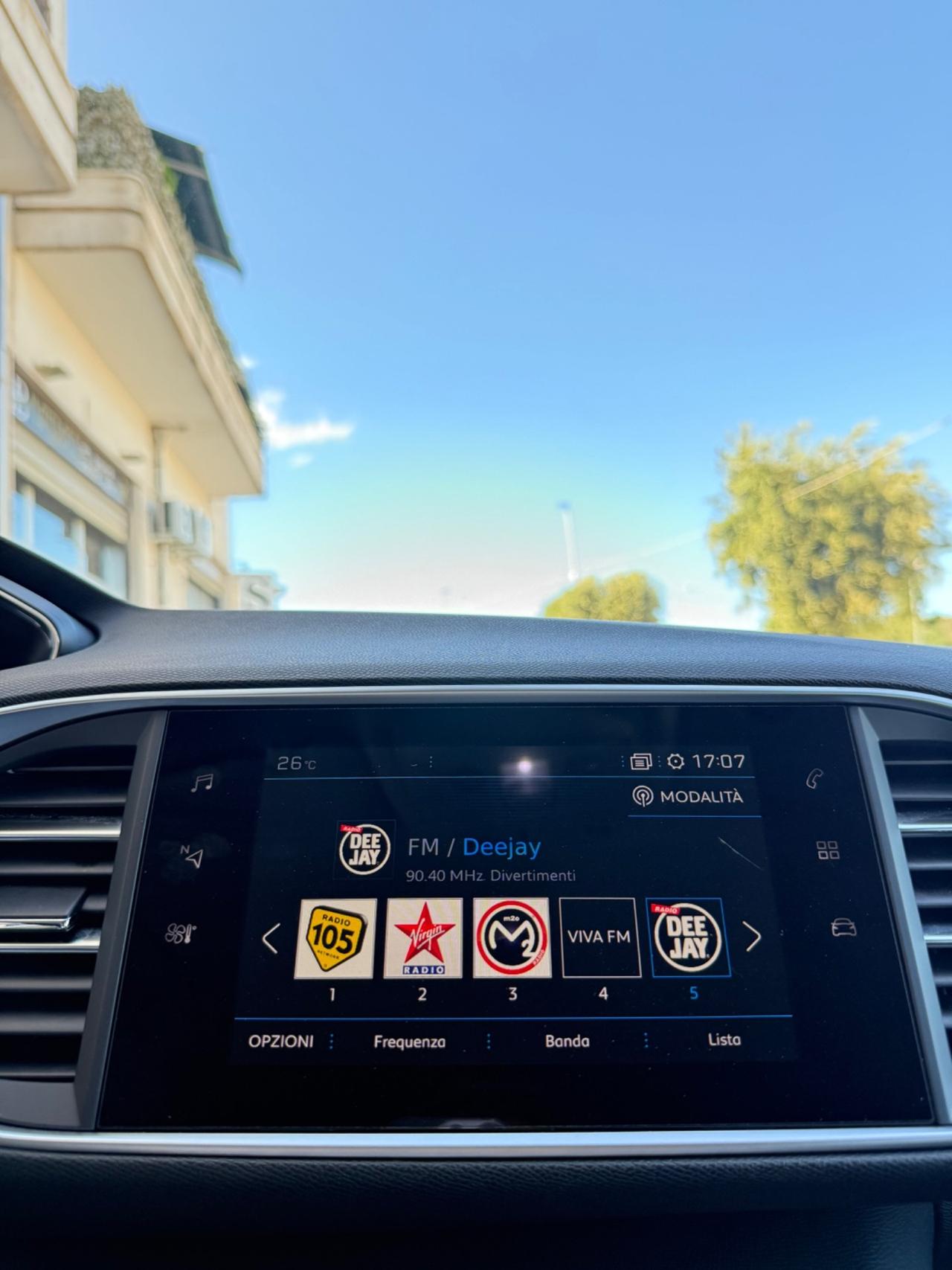 Peugeot 308 1.5 bluehdi Allure Pack CAMBIO AUTOMATICO,NAVI,TELECAMERA,FARI LED,VIRTUAL COCKPIT