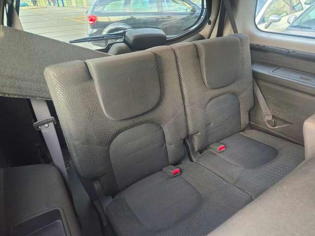 Nissan Pathfinder Pathfinder III 2010 2.5 dci XE