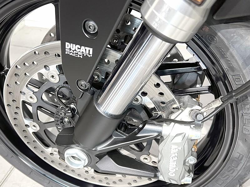 Ducati Monster 821 Dark Stealth