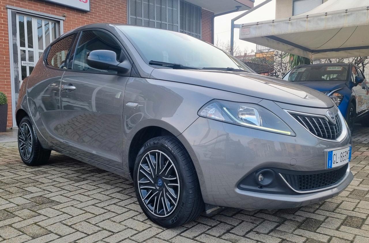 Lancia Ypsilon 1.2 69 CV 5 porte GPL Gold