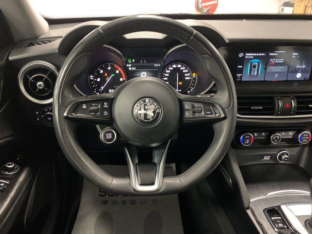 Alfa Romeo Stelvio 2.2 Diesel AT8 Sport-Tech Automatico
