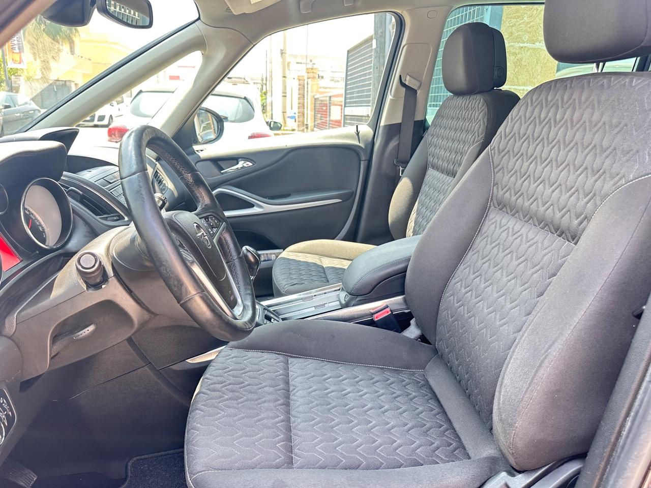 Opel Zafira Tourer 1.6 CDTi Cosmo-2015