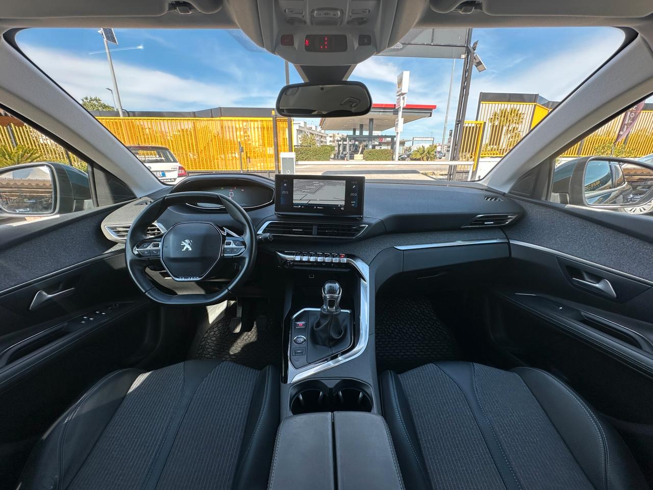 PEUGEOT 3008 1.5 BlueHDi 130 S&S Allure my20