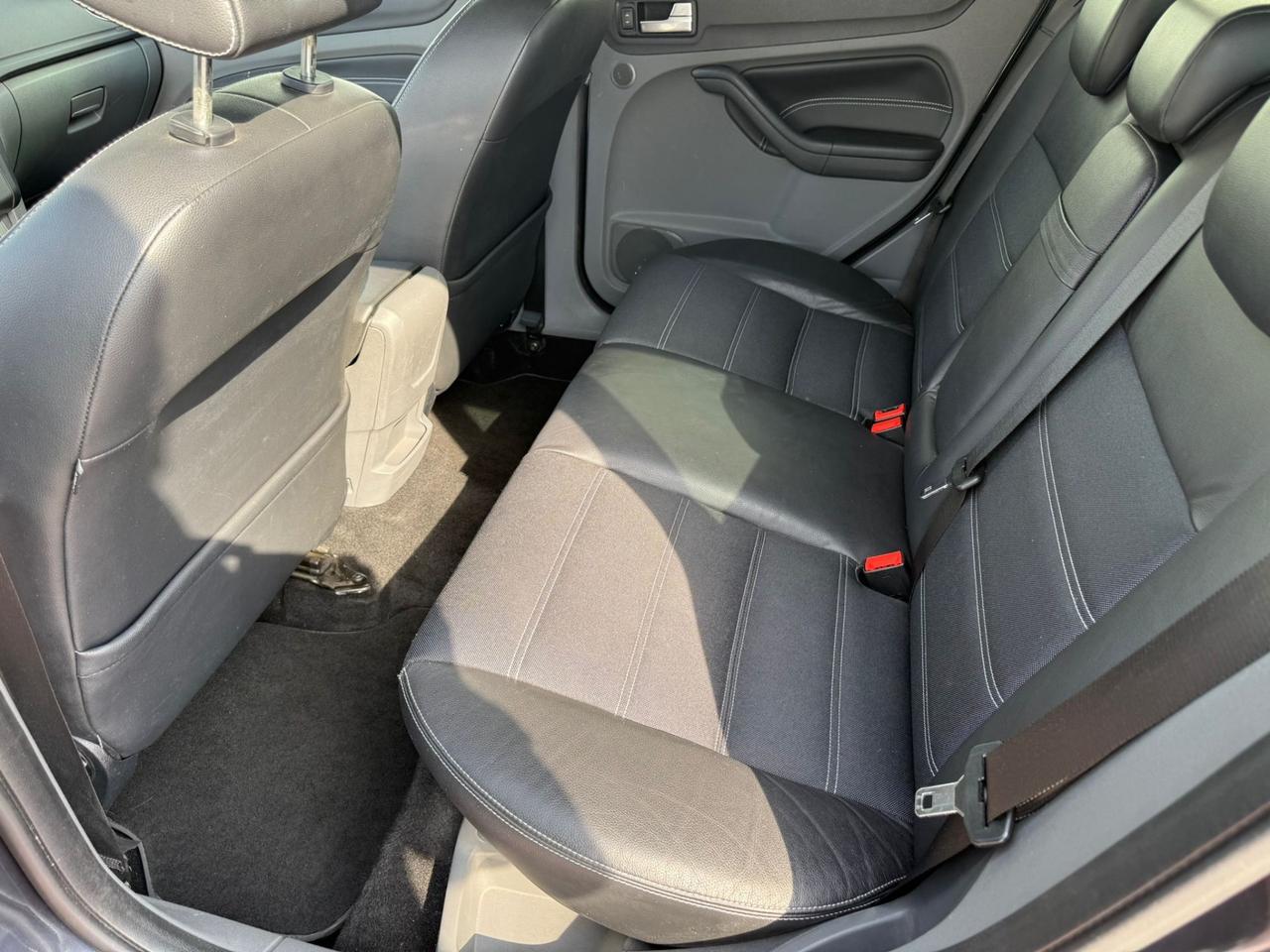 Ford Focus 1.6 TDCi (90CV) SW TITANIUM