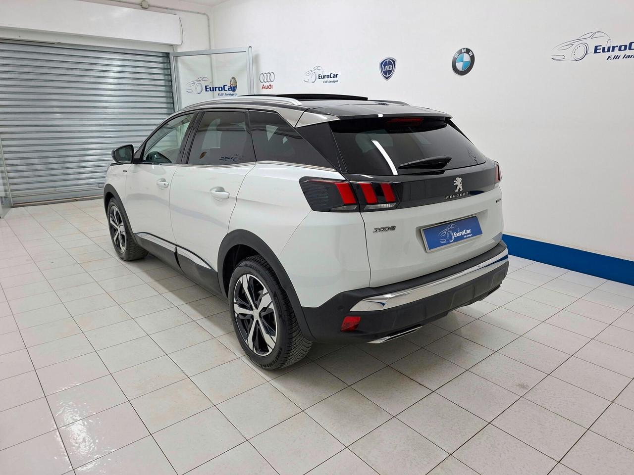 Peugeot 3008 GT Line 1.6 BlueHDi 120cv