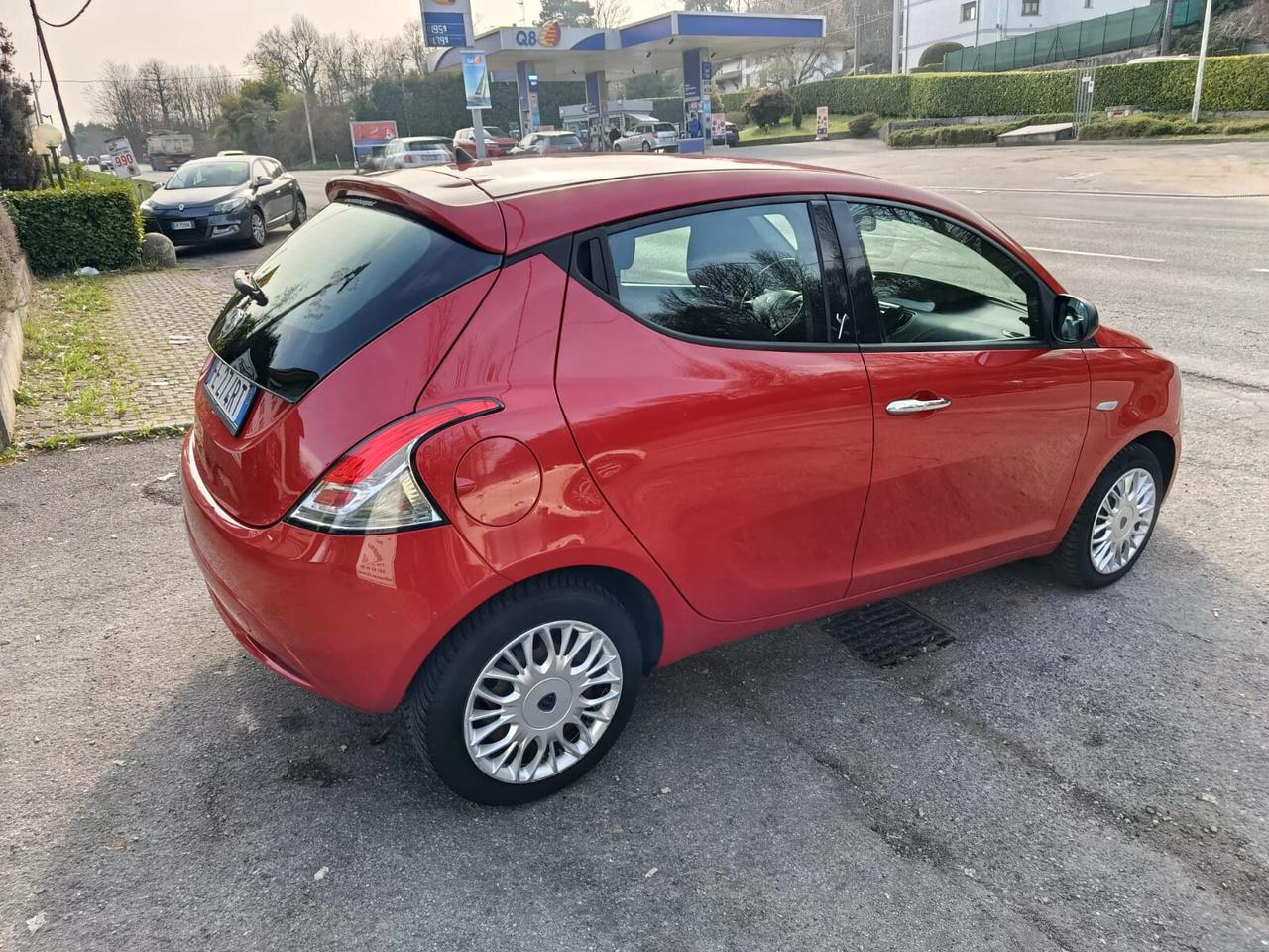 Lancia Ypsilon 1.2 69 CV 5 porte Platinum