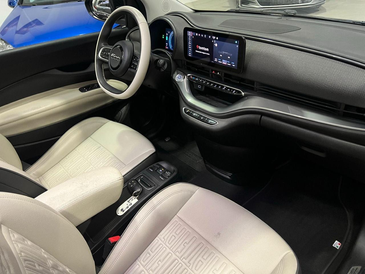 Fiat 500 500e Cabrio 42 kWh La Prima